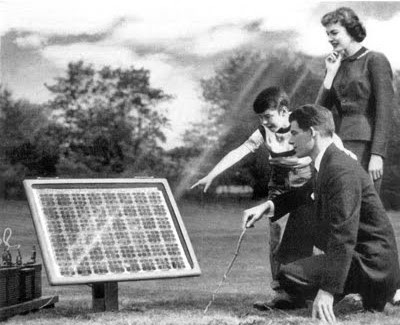 energi surya pertama kali