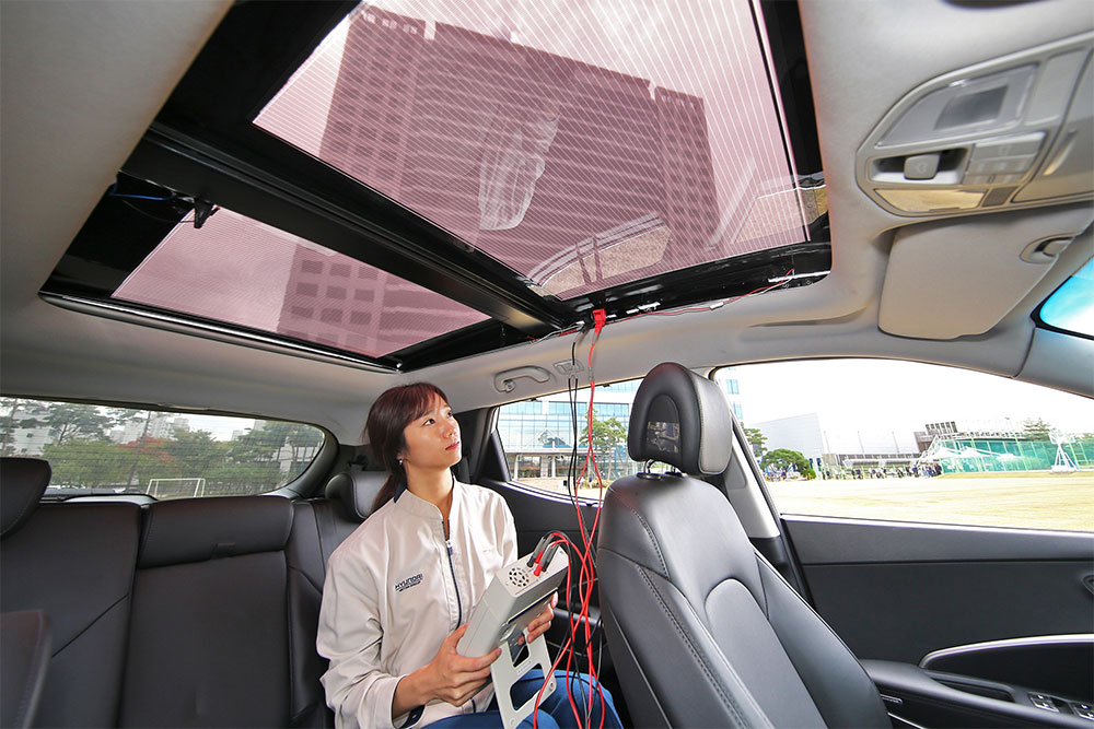 Panel Surya SunRoof: Inovasi Atap Tenaga Surya untuk Masa Depan Berkelanjutan