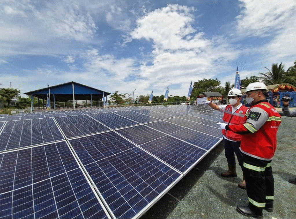 Gerakan solar power anak muda bikin PLN kelabakan