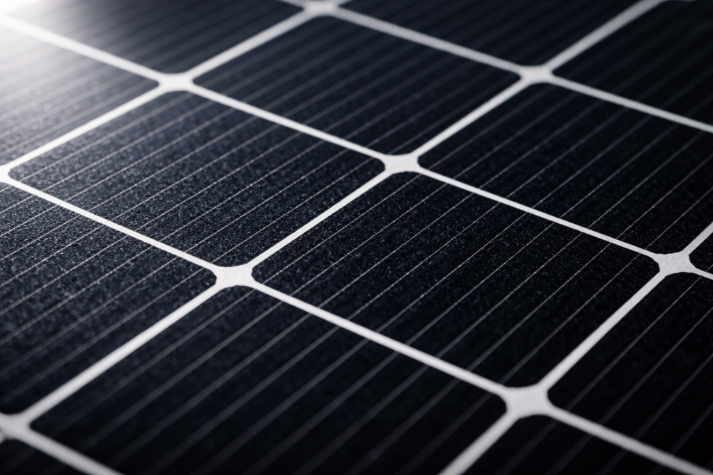 7 Panel Surya Monocrystalline Paling Efisien untuk Dipilih di 2026